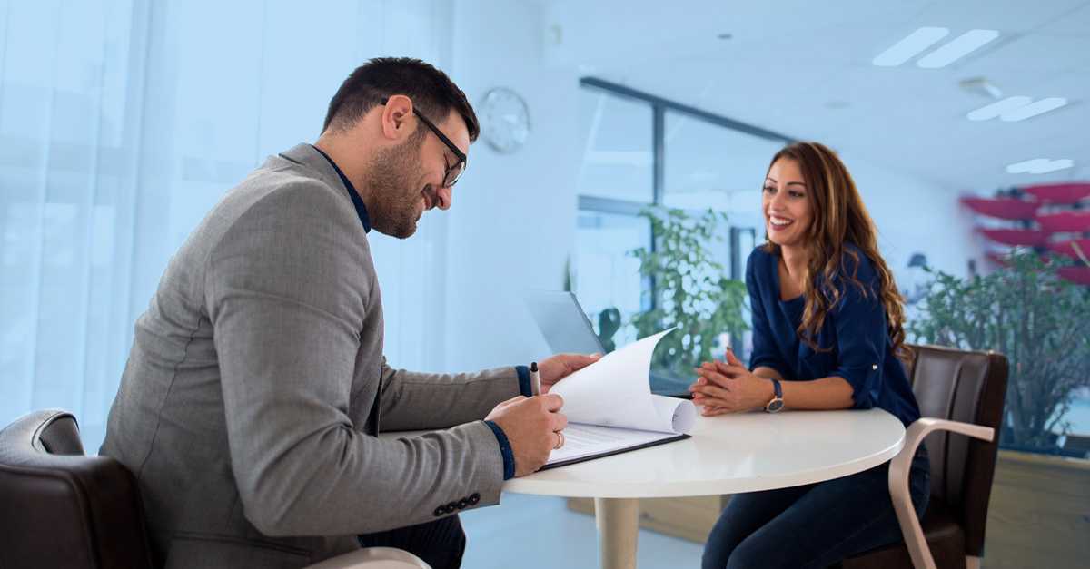 The Ultimate Employee Onboarding Checklist for 2025: Stages, Best Practices, and Common Pitfalls